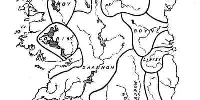 Mapa em branco da irlanda, com rios e montanhas